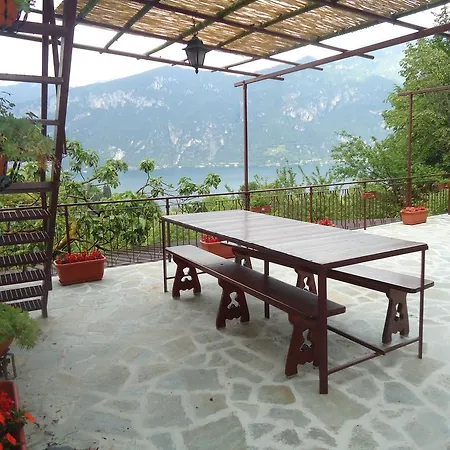Casa V. Bengasi Bellagio